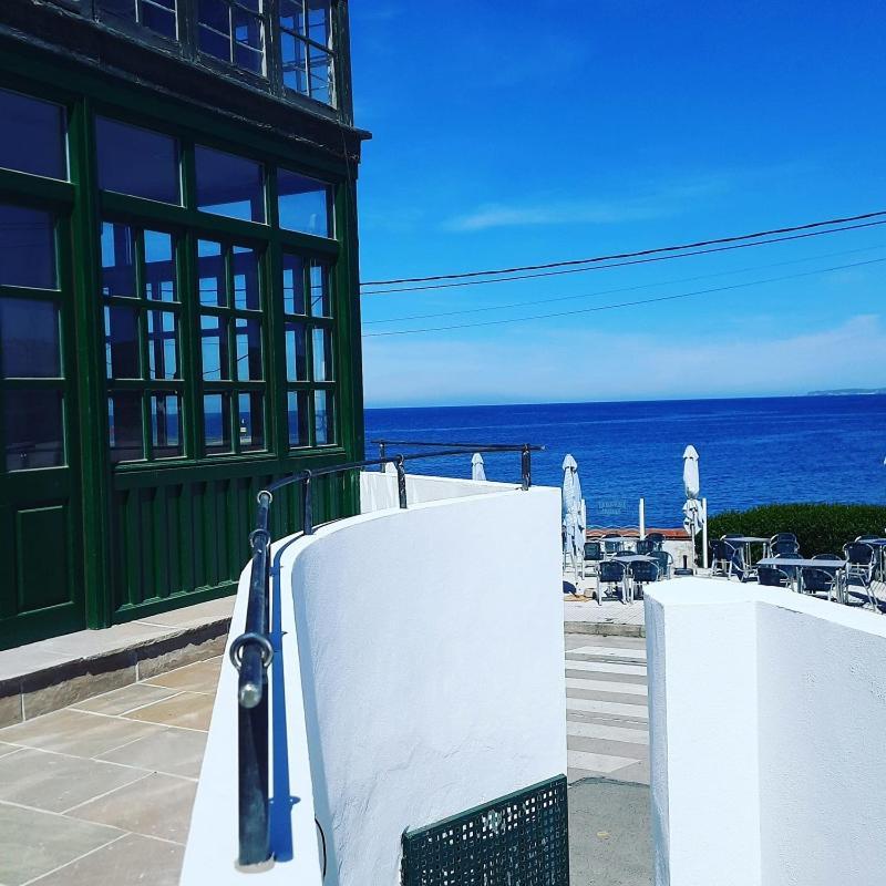 Apartamentos El Muelle Комільяс Екстер'єр фото